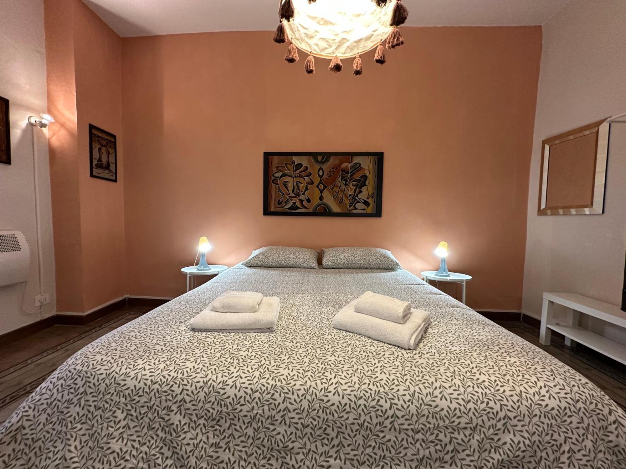 Oasi Nel Cuore Di Lucca, Super E Luminoso Appartamento *